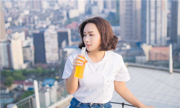 洛隆关于试管代生助孕多少钱的详尽分析与指导