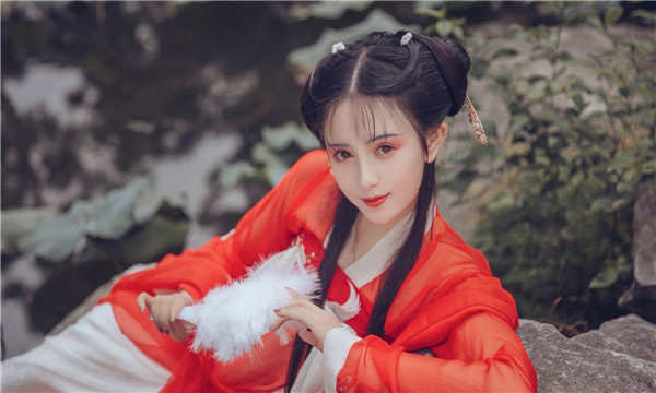 洛隆试管包生男孩机构：助孕家庭圆梦的选择